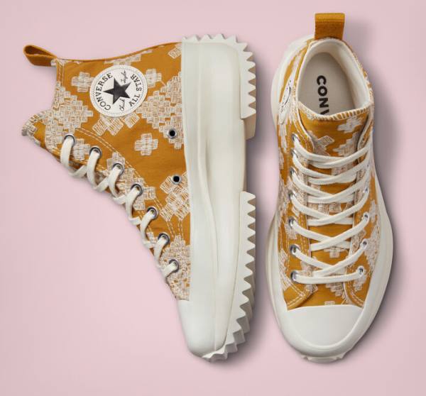 Zapatillas Altas Converse Run Star Hike Plataforma Tonal Embroidery Negras Amarillo | CV-052APD